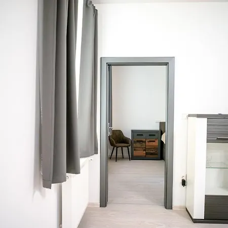 Ah Lahoda * קושיצה