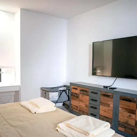 Ah Lahoda * קושיצה